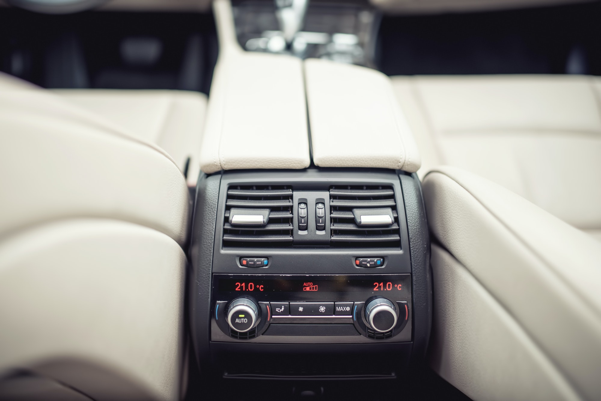 air conditioning and car ventilation system for passangers, design details of modern car